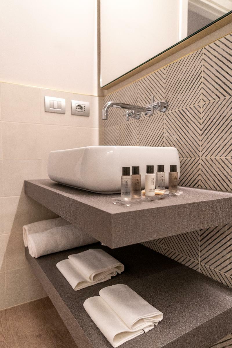Sleep Tide Suites Milano Exteriör bild